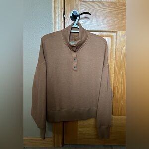 American Eagle button up pullover, size M.